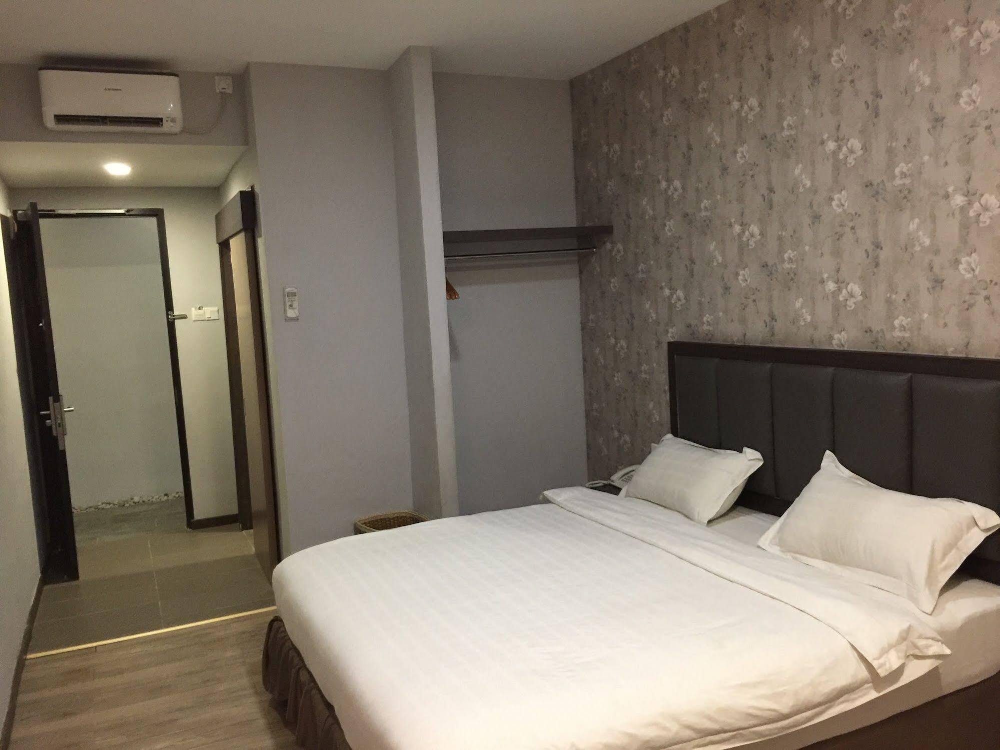 Eatern Hotel Batam Exterior foto